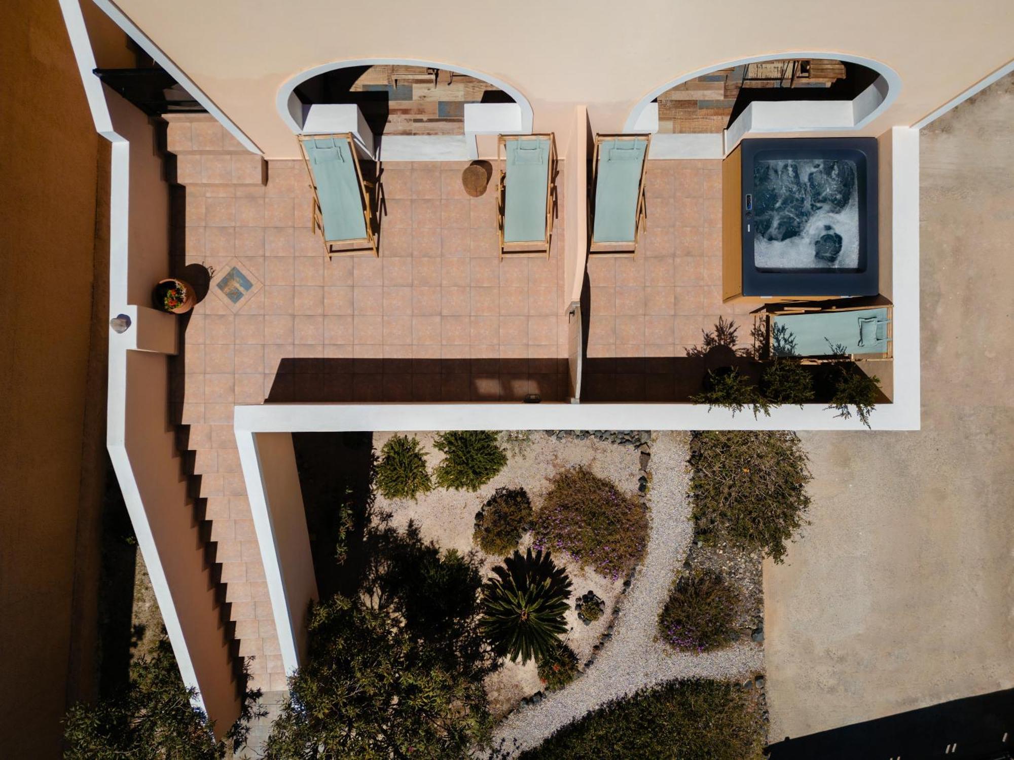 San Constantino Boutique Villa Fira  Exterior photo